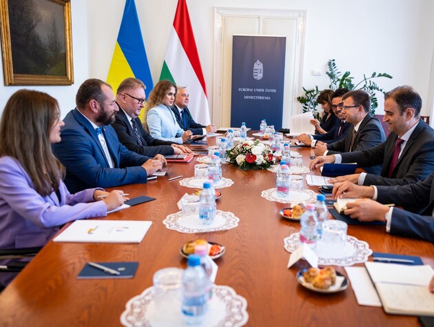 Український віцепрем'єр їздив у Будапешт домовлятися про розблокування вступу України в ЄС