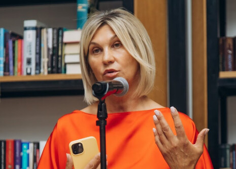 Изверги бьют показательно и дерзко. Потому что могут, потому что танцы с бубнами насчет соглашений и перемирия – ссанина в глаза