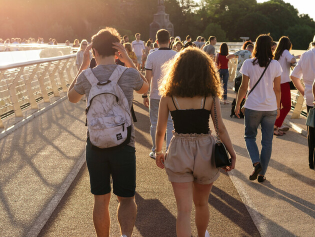 Синоптик рассказала о жарком начале осени в Украине и когда ожидается похолодание