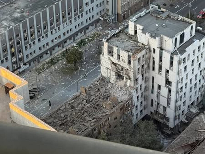 ЄС і Великобританія викликають російських дипломатів після ударів по Києву, які пошкодили будівлі представництв