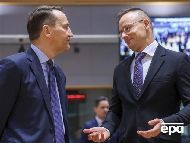 Сікорський запросив до Польщі Мадяра, якому заборонила в'їзд Угорщина