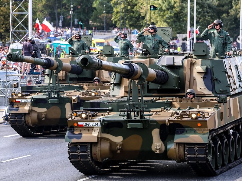 Польща обіцяє побити рекорд НАТО з видатків на армію