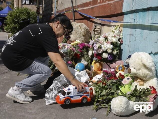 Число погибших в результате российского удара по Киеву возросло. Спасатели завершили работы