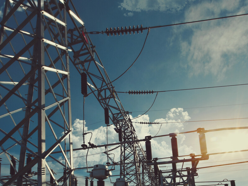 Несмотря на войну и потери генерации, украинская электроэнергия для бизнеса дешевле, чем в Европе – Сазонов