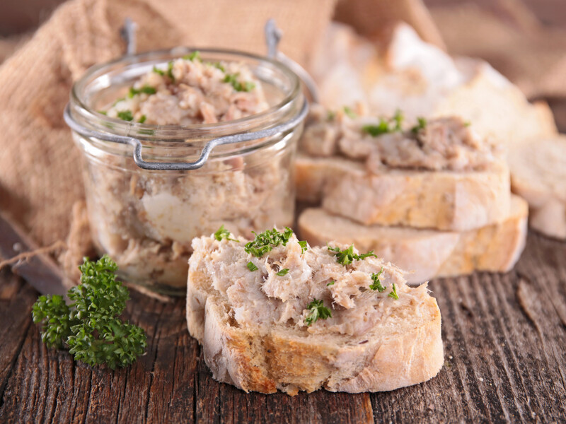 Просто смешайте это – и получите невероятно вкусный паштет. Быстрый рецепт от Клопотенко