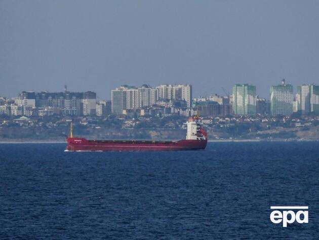 В море у берегов Одессы подорвалось гражданское судно. В ВМС ВСУ рассказали о последствиях