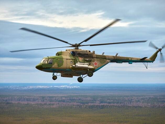 Вертоліт Мі-8, катери, казарма. ЗМІ з'ясував наслідки атаки на Крим