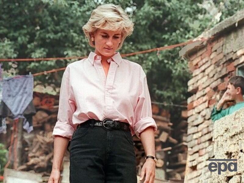Таємниці принцеси Діани – від самотності після весілля із Чарльзом і до трагічної загибелі