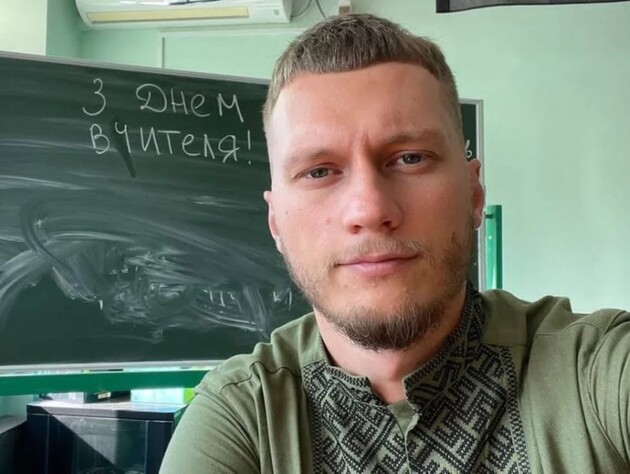 Учитель Циганков підірвав мережу новим танцем на шкільній лінійці. Перегляди зростають із кожною хвилиною