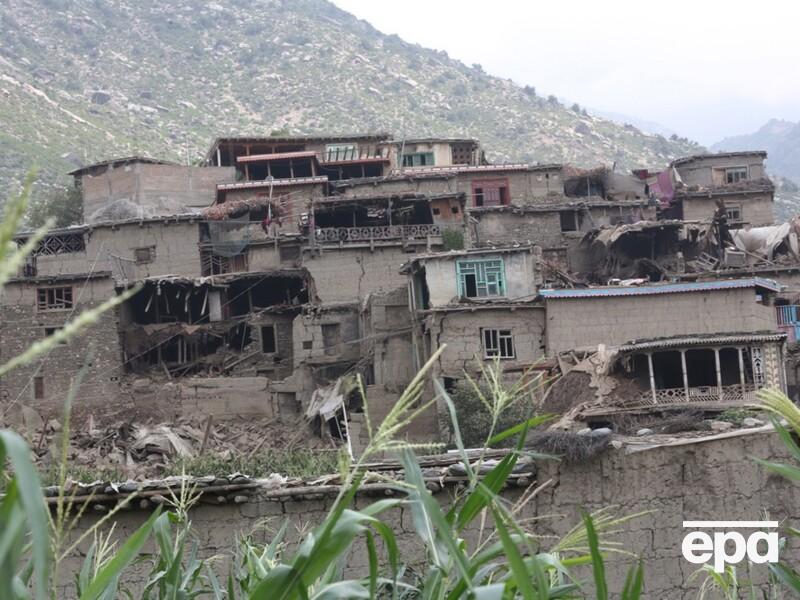 В Афганистане в результате землетрясения погибли более 800 человек