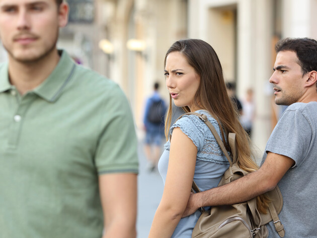 10 тривожних дзвіночків, або третій – зайвий. Як зрозуміти, що вас зраджують