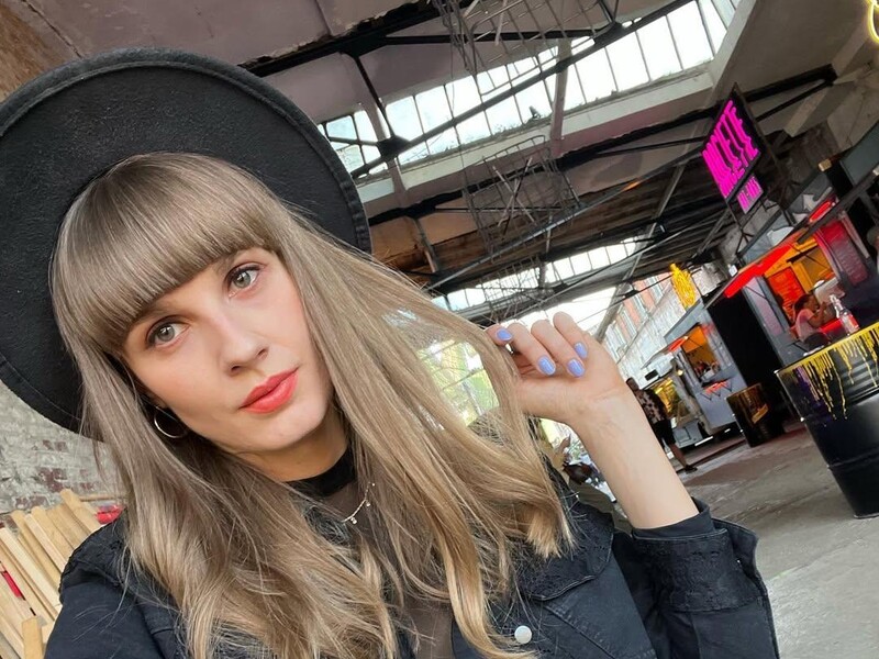 У Польщі ультраправий політик пішов із партії через стосунки з трансжінкою