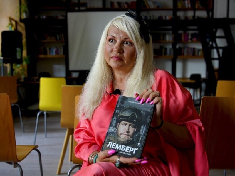 "Один – не патріот". Колишня дружина підозрюваного в убивстві Парубія розповіла про сина і його батька