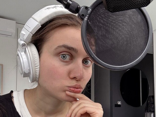 Шанувальники запідозрили, що Jerry Heil збільшила груди. Різка відповідь співачки підірвала мережу