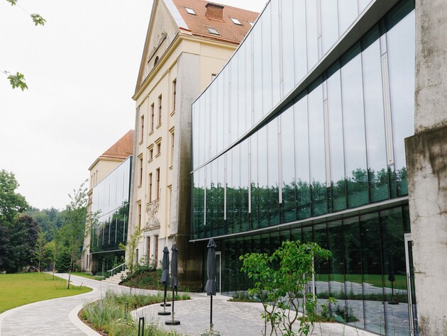 УКУ після скандалу з донькою Ворожбит перепросив 