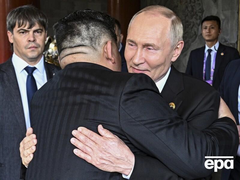 Кім Чен Ин відвідав Китай з імовірною спадкоємицею, обійняв Путіна й дістав запрошення до Росії