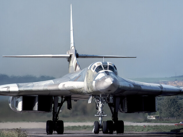 Одразу три російські бомбардувальники не змогли запустити ракети по Україні – паблік