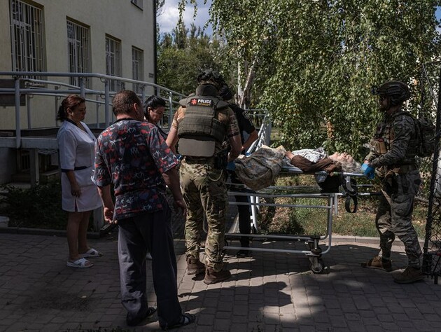 РФ сбросила три авиабомбы на больницу в Константиновке, которую вчера эвакуировали. Фото