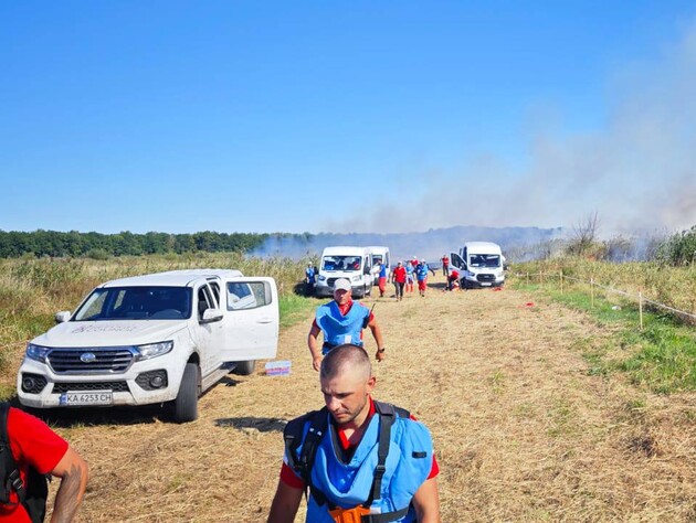 РФ ударила по блокпосту в Чернигове, есть погибшие. Под огонь попали сотрудники гуманитарной миссии