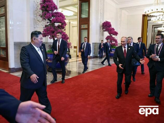 У Пекіні охоронці Путіна й Кім Чен Ина не могли поділити пульт від кондиціонера – ЗМІ