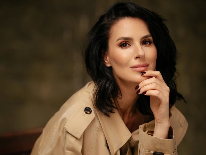 Єфросиніна побажала корупціонерам в'язниці й висловилася про страждання через них. Чи піде вона в політику?