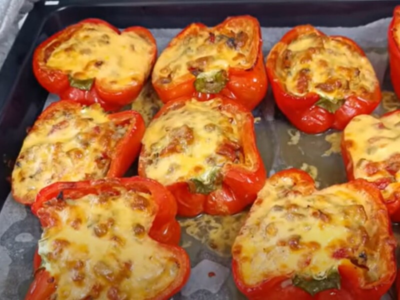 Смешайте это с мясом – и запеченный перец получится невероятно нежным, сытным и сочным. Рецепт