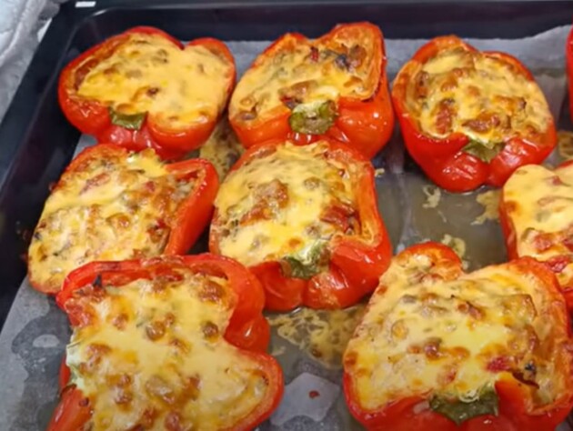 Смешайте это с мясом – и запеченный перец получится невероятно нежным, сытным и сочным. Рецепт
