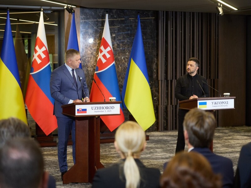 Зеленський – Фіцо: Україна відповідає на удари РФ по наших енергооб'єктах. Терпіти в темряві ніхто не буде