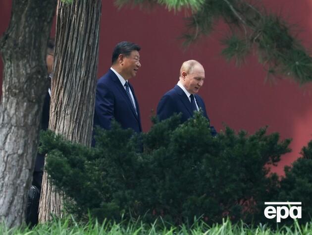 Пекін примусив Reuters видалити відео розмови Путіна й Сі Цзіньпіна про пересаджування органів