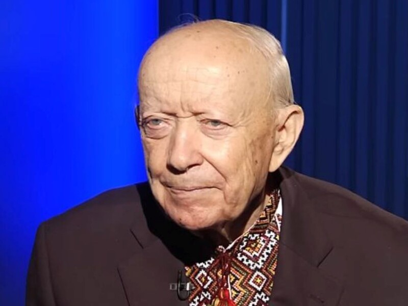 Из 52-х повестки получили 49. Руководитель ансамбля Вирского рассказал, как забронировал работников