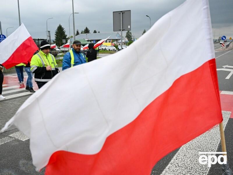 Поляки разблокировали границу для украинских фур. Против чего протестовали?