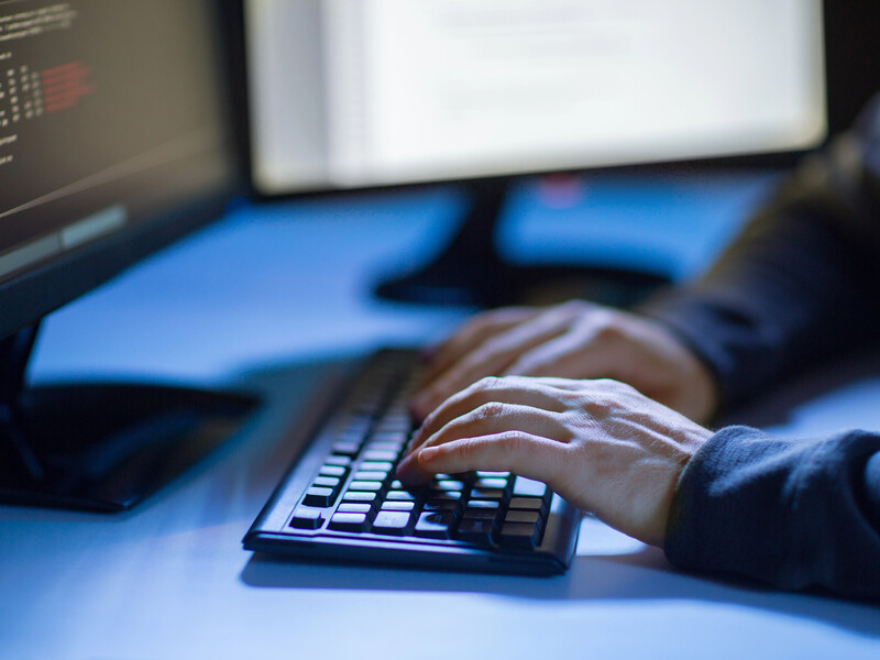 Мільйонні збитки. Кіберфахівці ГУР атакували "Ростелеком" і "Лукойл" – ЗМІ