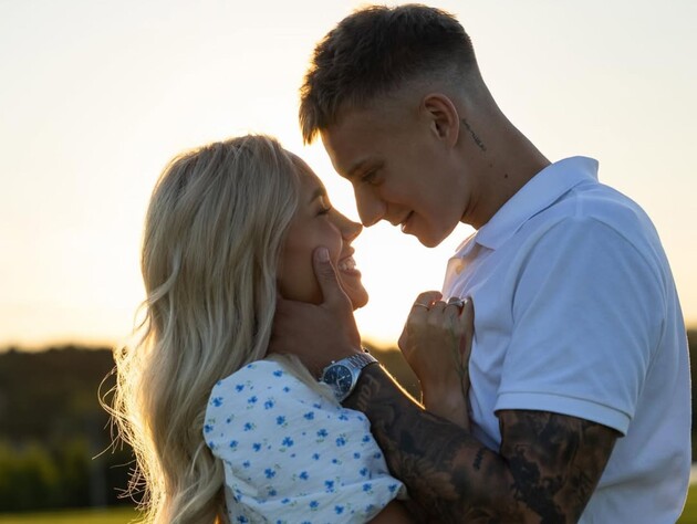 Жених Квитковой сделал трогательное заявление об их романе и показал закулисье их помолвки