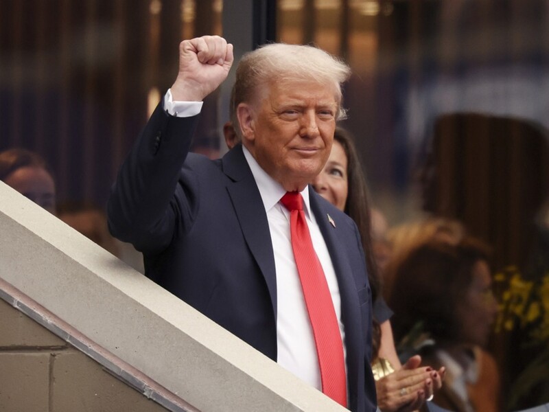 Трамп заявил, что "очень скоро" поговорит с Путиным