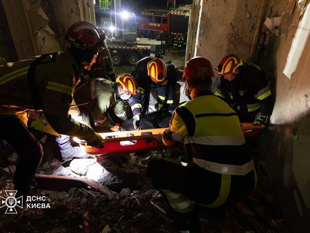 У Києві виявили тіло ще одного загиблого після наймасованішого удару РФ