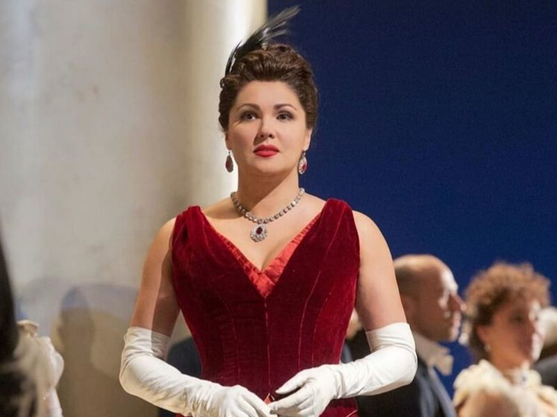 Нетребко, яка була довіреною особою Путіна, співатиме в Королівській опері в Лондоні. Україна закликає скасувати виступ
