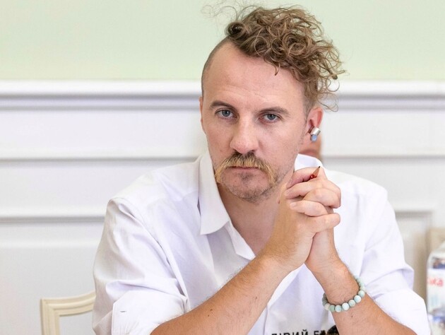 Клопотенко з'їв оселедець у молоці. Що він цим хотів довести