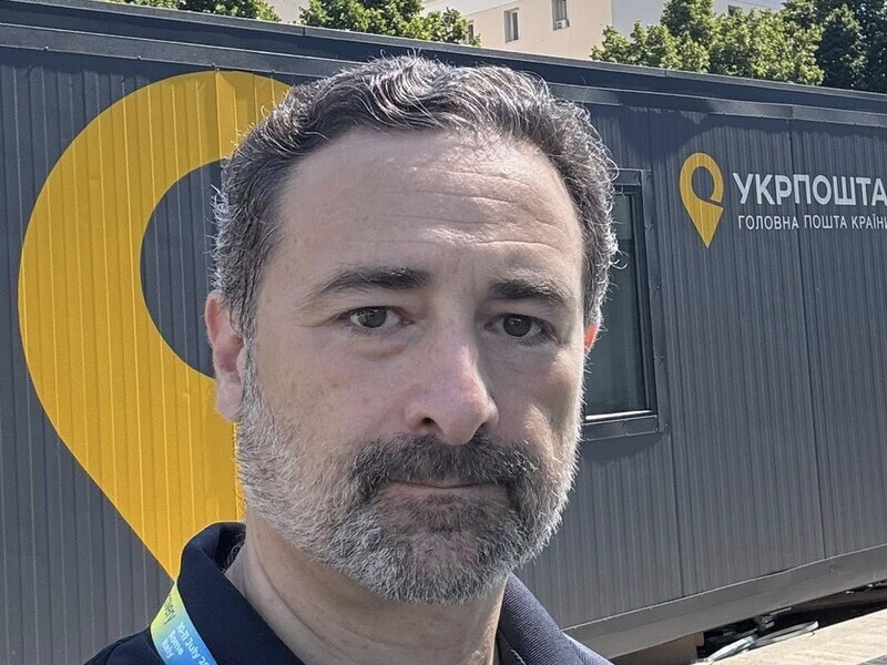 Директор "Укрпошти" об ударе по Яровой в момент выдачи пенсий: Наверное, кто-то сдал координаты