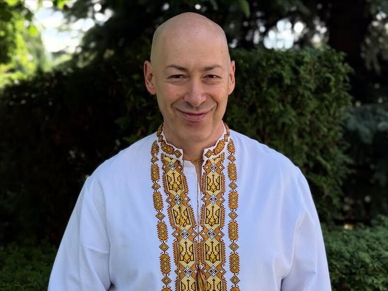 Шквал аплодисментов и шокирующая правда. Гордон выступил на концерте памяти Мозгового