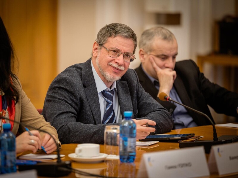 У Путина заканчиваются деньги на войну, РФ распадется, что ждет Украину. Интервью Бацман с Пекарем. Видео