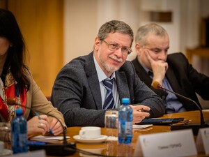 У Путіна закінчуються гроші на війну, РФ розпадеться, що чекає на Україну. Інтерв'ю Бацман із Пекарем. Відео