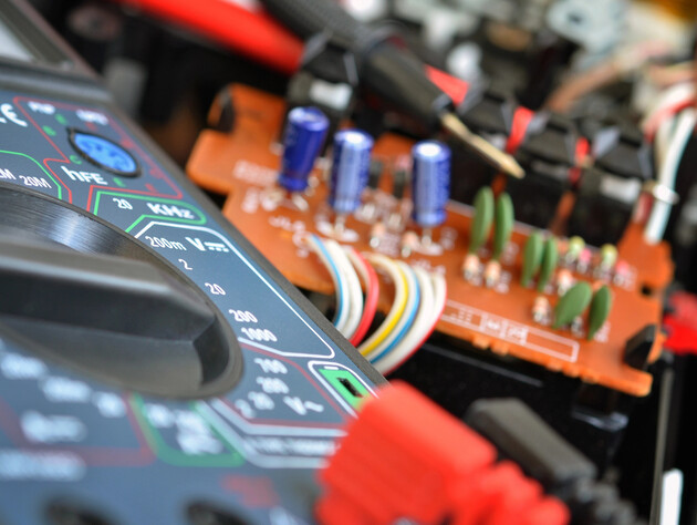 Конечные цены на электроэнергию для бизнеса в Украине ниже европейских – аналитик