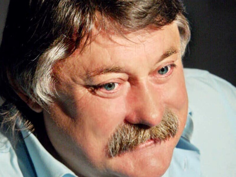 Задержка на два часа и неожиданные исполнители. Как прошел грандиозный концерт памяти Мозгового