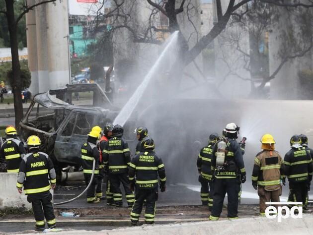 У Мексиці вибухнув бензовоз із майже 50 тис. л бензину. Є загиблі, майже сотня постраждалих. Відео