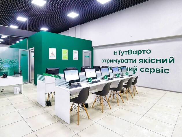 Чоловік на Буковині розробив хитрий план, щоб скласти іспит із правил дорожнього руху, але спалився. Що його видало