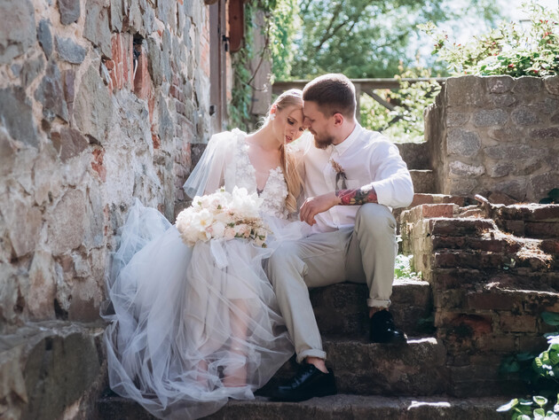 Усі молодята будуть вдячними за такі подарунки. Що дарувати на весілля, щоб не зіпсувати свята