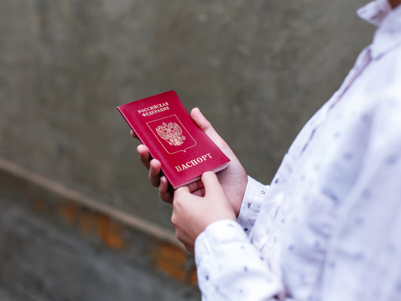 ЄС хоче зробити жорсткішими правила видавання віз росіянам. Цього роками вимагали країни Східної Європи