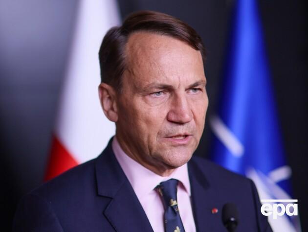 Сікорський задумався про збивання російських дронів і ракет над Україною й закликав до цього Захід