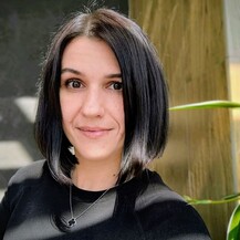 Діана СИСКОВА