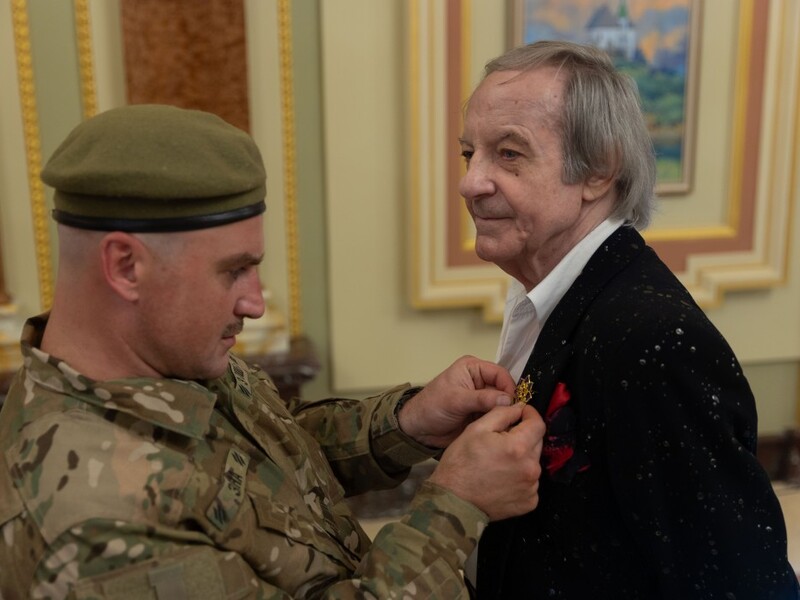 Сын Зинкевича не смог назвать любимую песню отца. Почему он не слушает их?